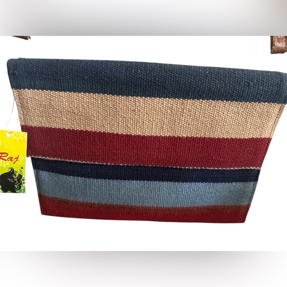 Raj Crossbody Bag - Picture 2 of 5